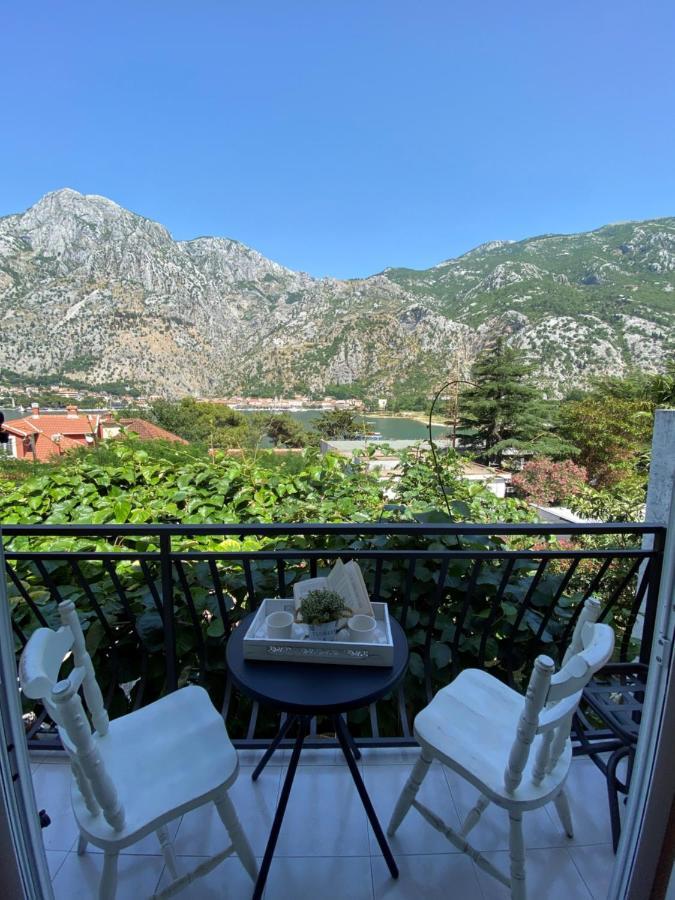 M&B Apartment Kotor Extérieur photo