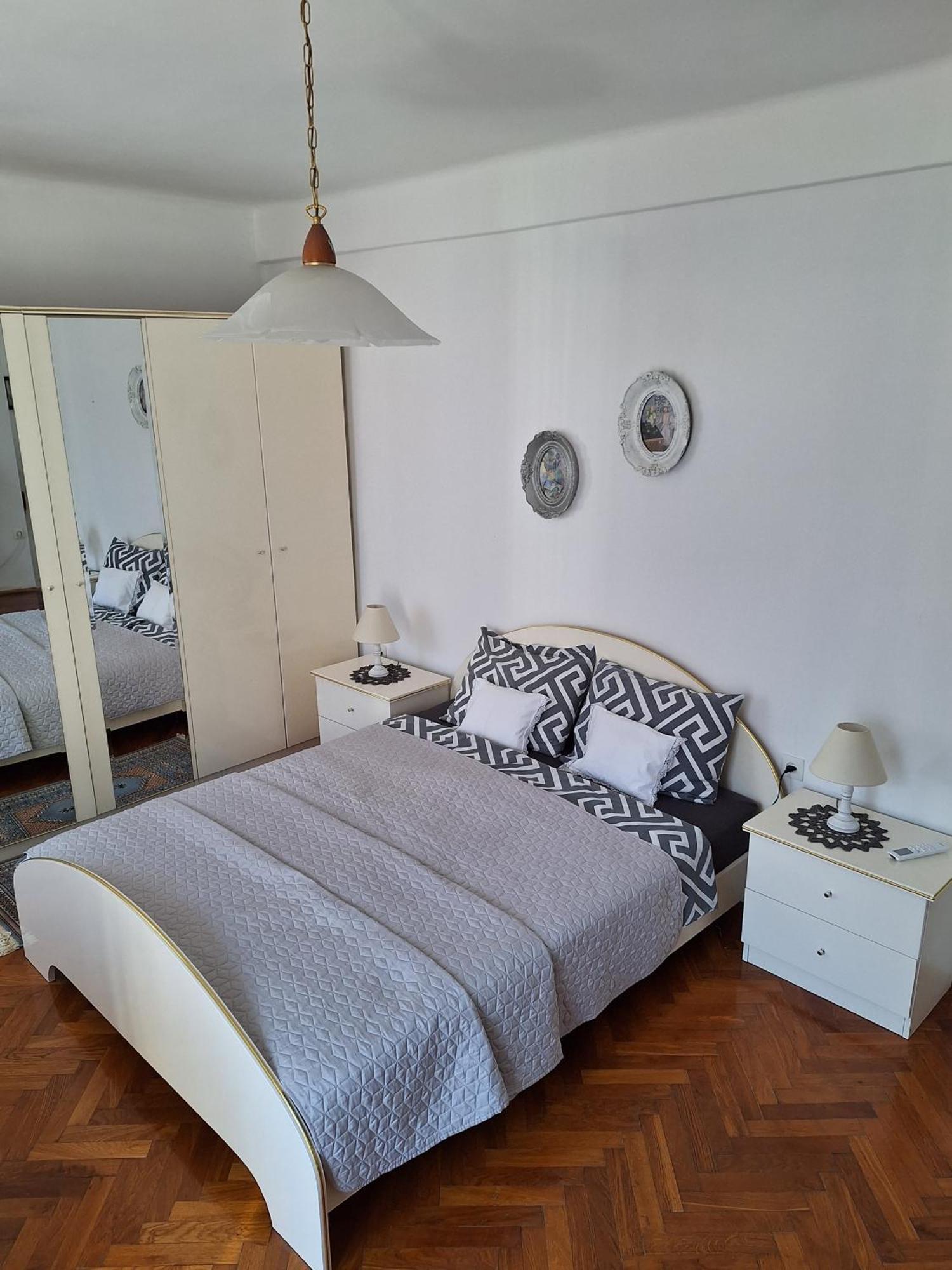 M&B Apartment Kotor Extérieur photo