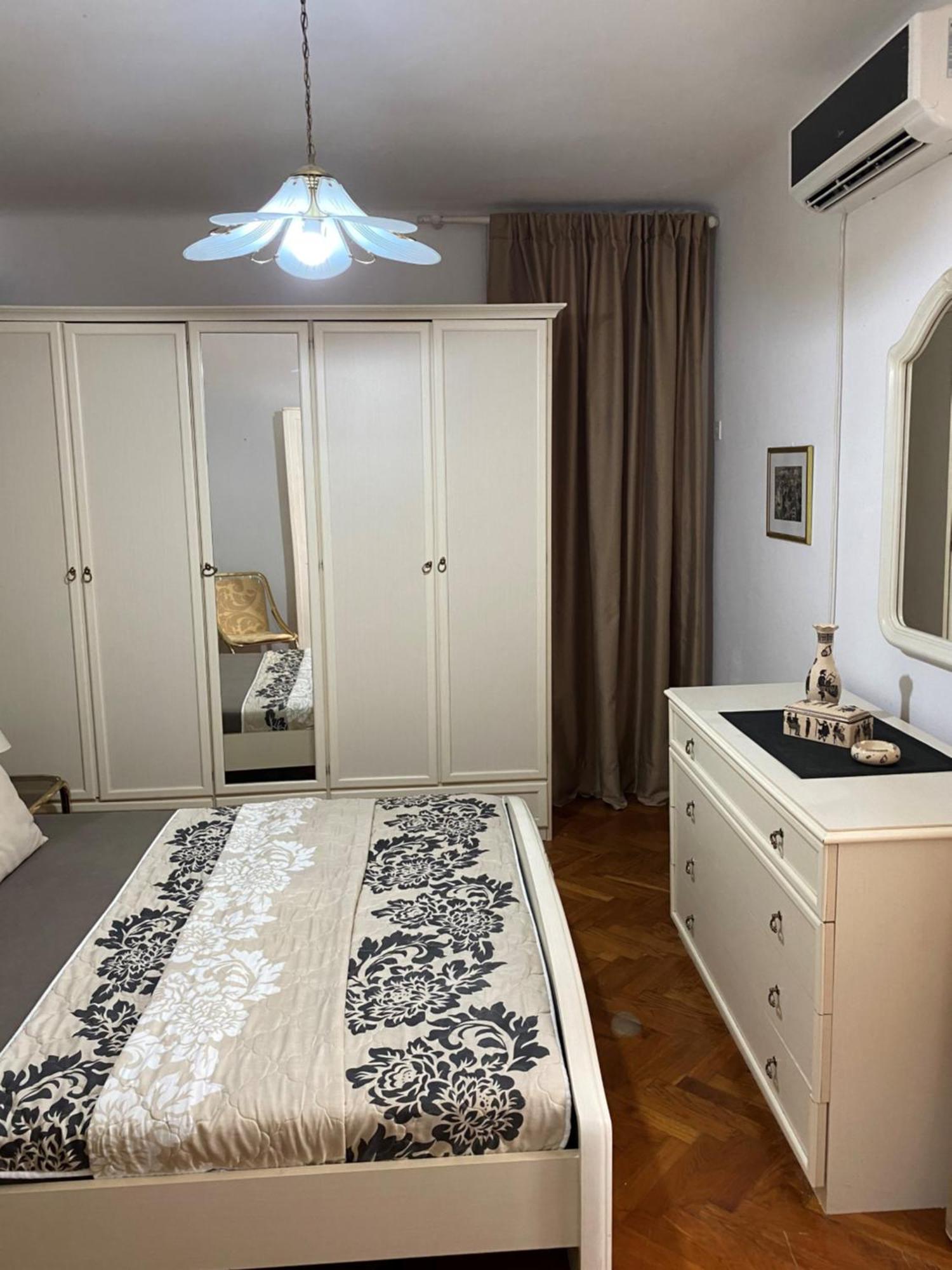 M&B Apartment Kotor Extérieur photo