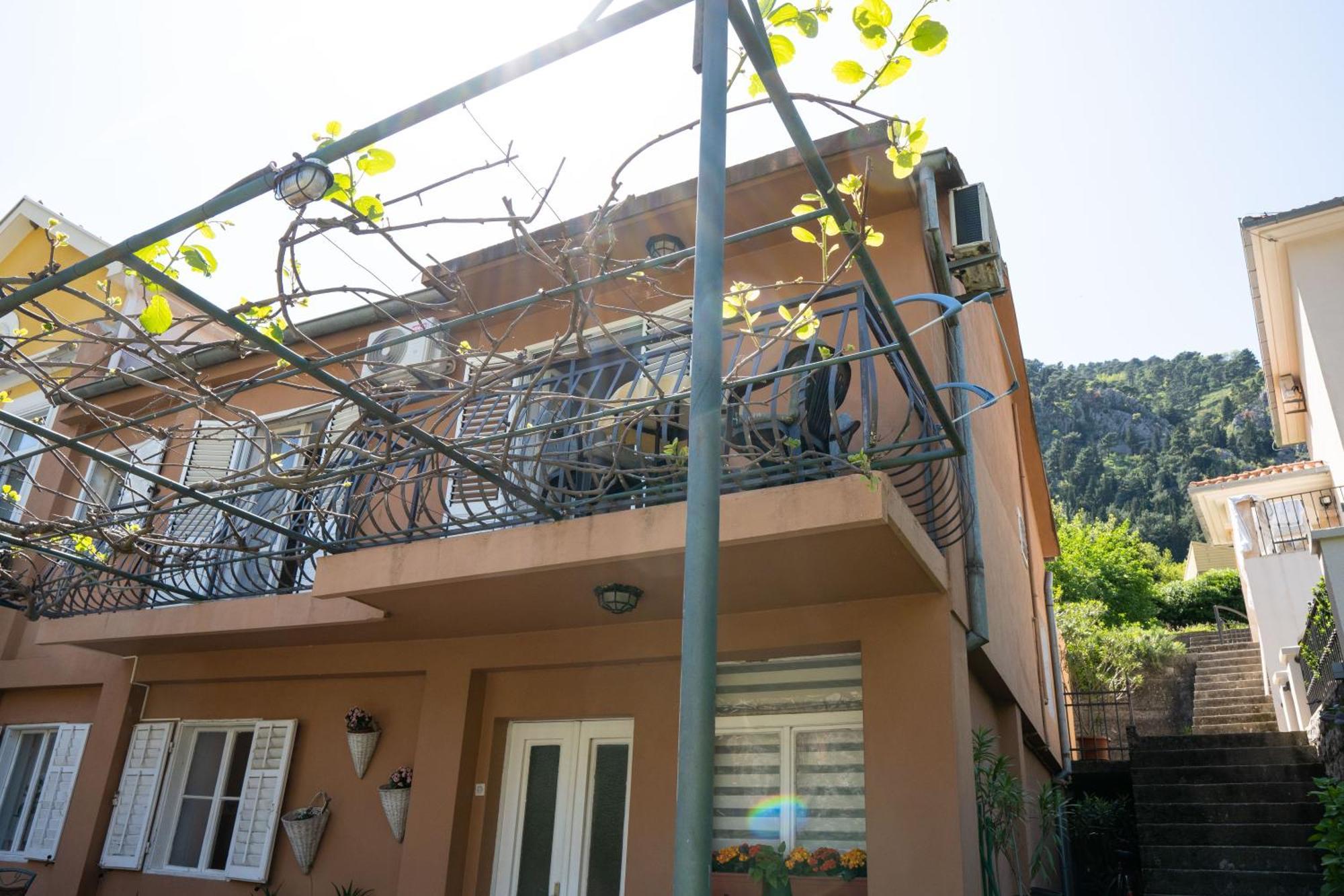 M&B Apartment Kotor Extérieur photo